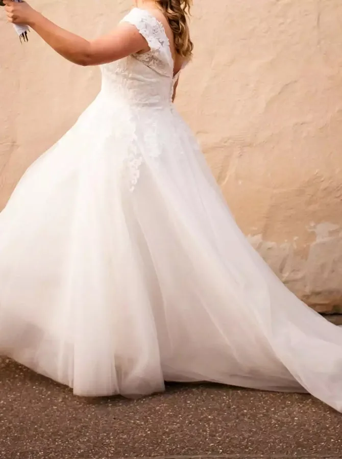 Cap Sleeve Plus Size Bridal Dress,A-line Tulle Plus Size Wedding Dress,WD00706