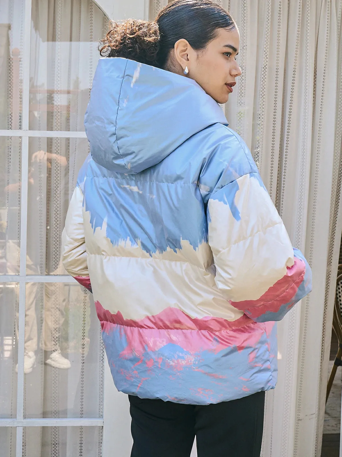 Gradient Printed Hooded Goose Down Jacket