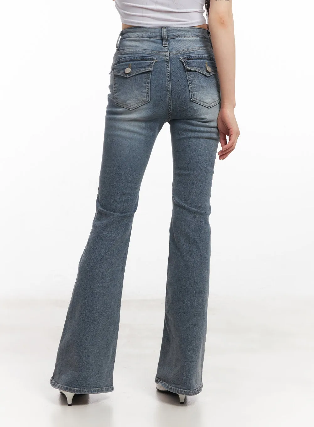 Valia Slim Bootcut Jeans CA522