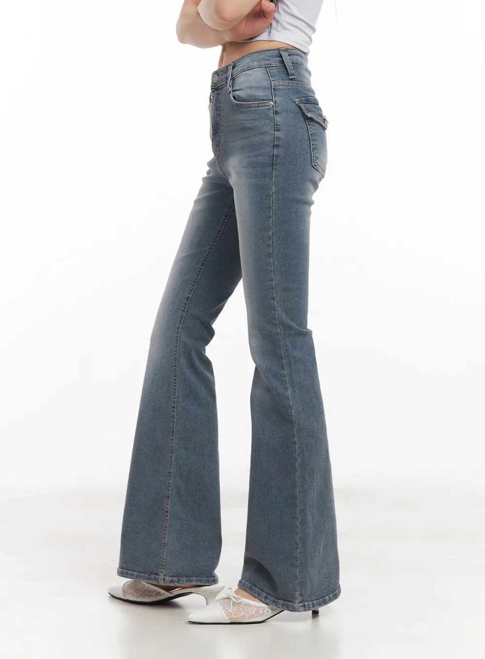 Valia Slim Bootcut Jeans CA522